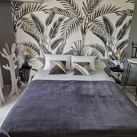 Les Restanques De Camelie Hotel Saint-Thomé Kültér fotó