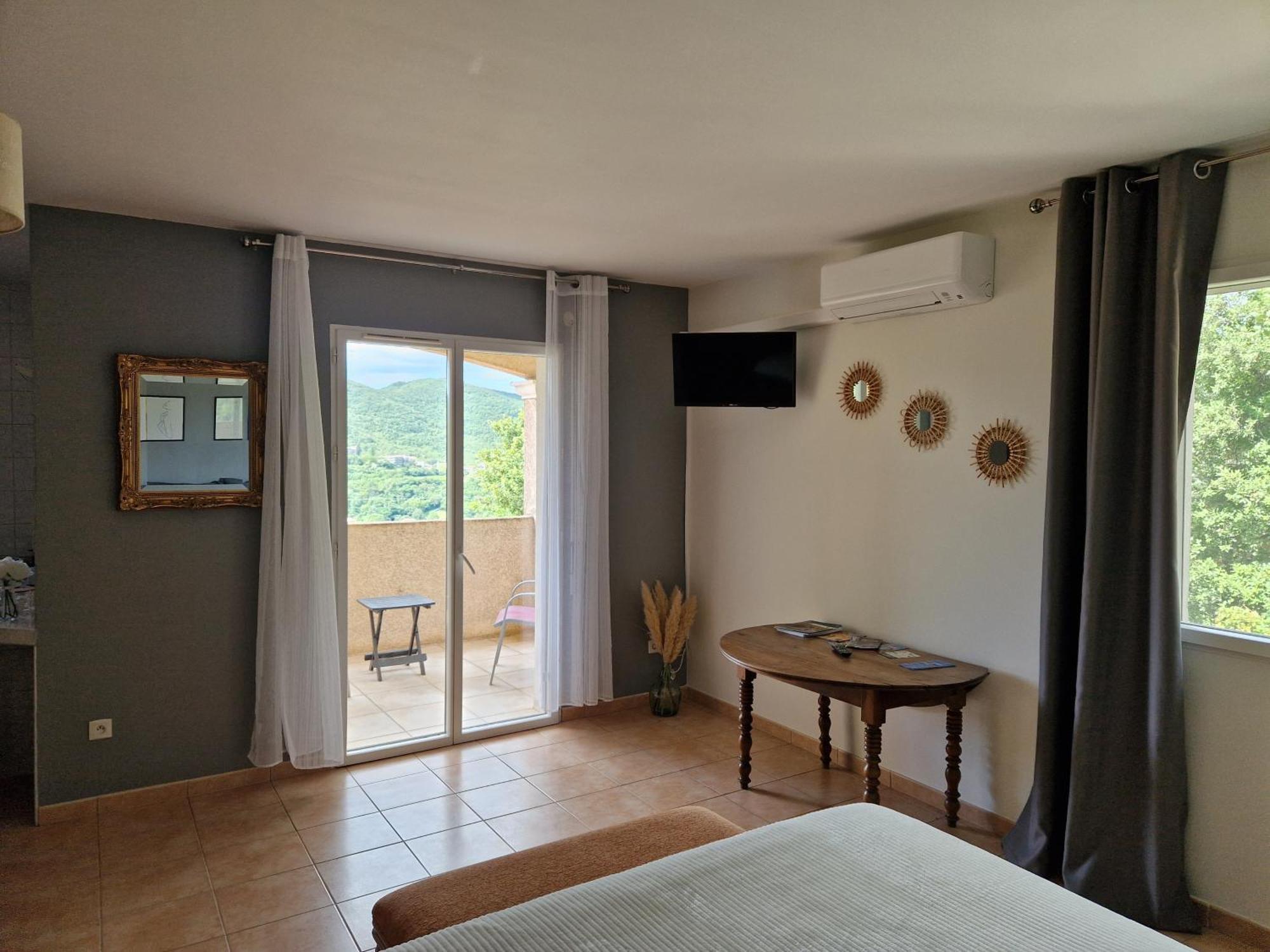 Les Restanques De Camelie Hotel Saint-Thomé Kültér fotó